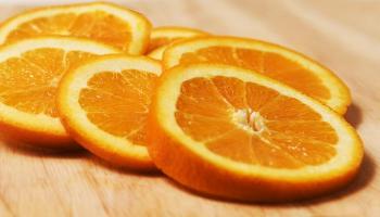 Citrus. Oranges, photo credit: Amanda Mills / CDC