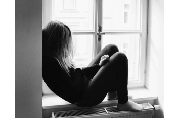 teen-girl-depression - Credit Pixabay CC0 public domain.jpg