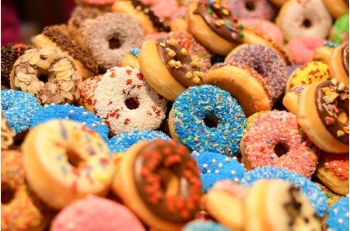 donuts-1 - Credit Pixabay CC0 Public Domain