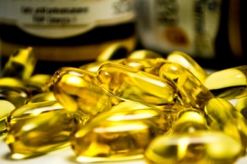 omega 3 supplements photo via VisualHunt