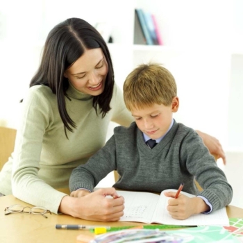 DOLAB Study Logo - Mother & Child reading.jpg